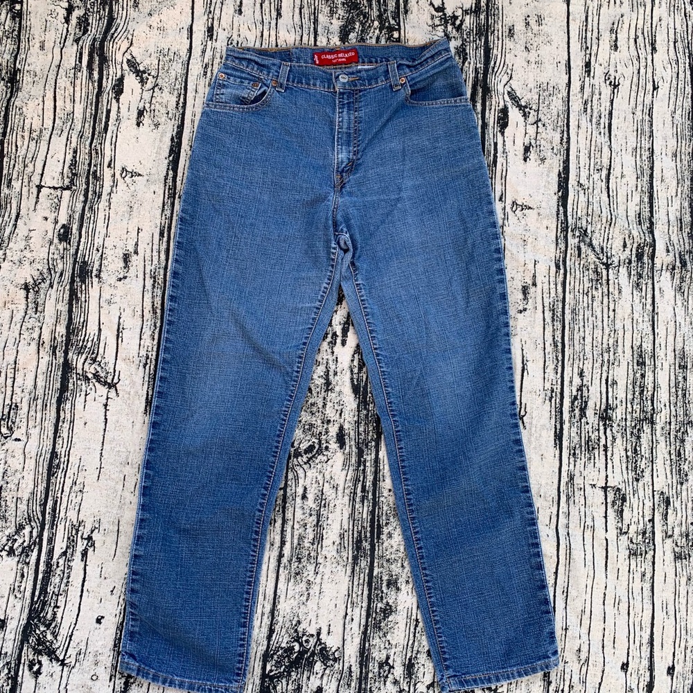 Levi’s 550 Classic Relaxed High Waisted Mom Jeans